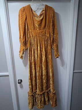 Couture Vintage Jane Eyre Golden Velvet Long Sleeve Maxi Dress